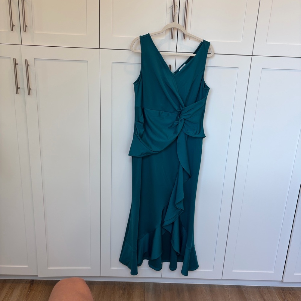 Sleeveless Teal Ruffle maxi wrap Look Dress NWOT size L